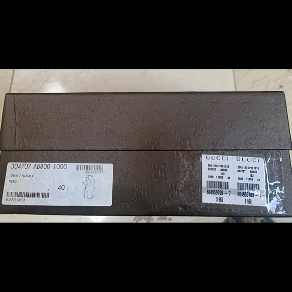 Gucci Black Patent Leather Ankle Strap Booties - Picture 5 of 6